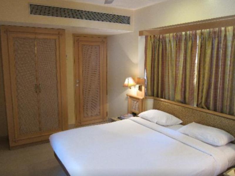 Hotel Gandharva Shivajinagar بونة المظهر الخارجي الصورة