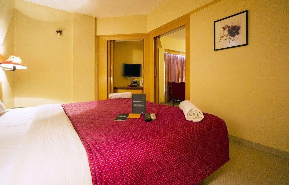 Hotel Gandharva Shivajinagar بونة المظهر الخارجي الصورة
