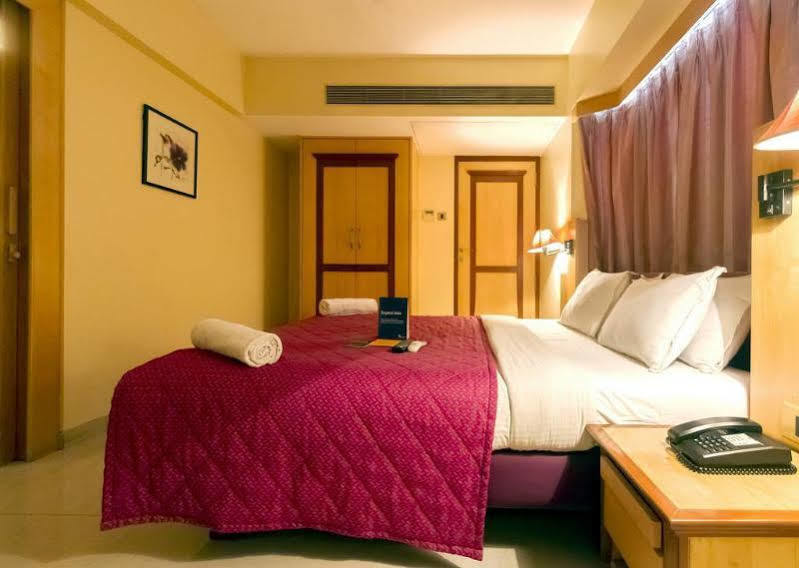 Hotel Gandharva Shivajinagar بونة المظهر الخارجي الصورة